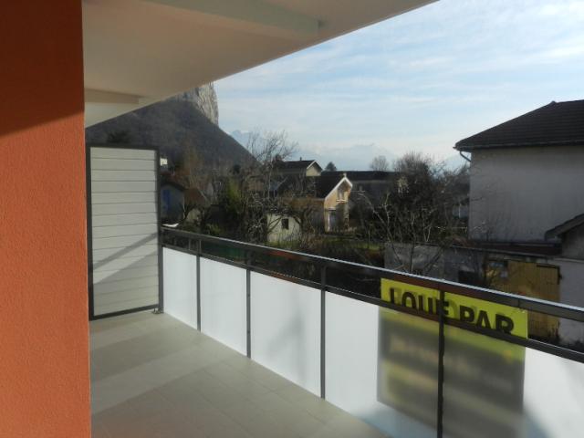Location Appartement Rue Paviot, Saint Égrève