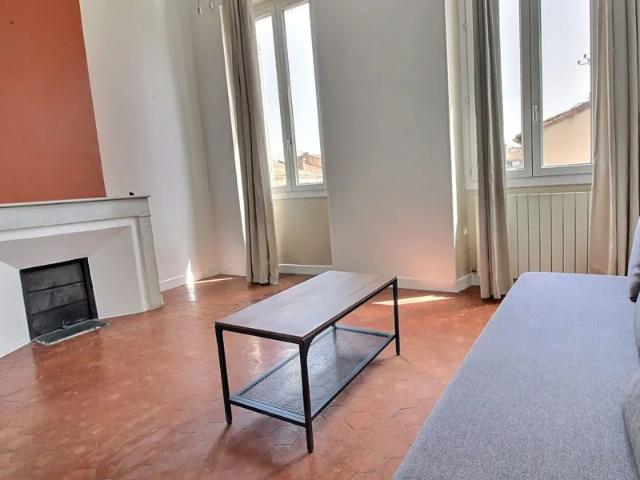 Location Appartement Rue Paradis, Marseille