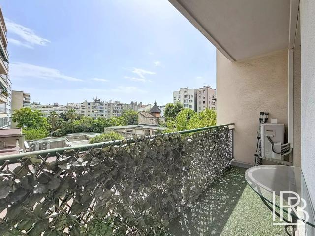 Location Appartement Rue Paradis, Marseille