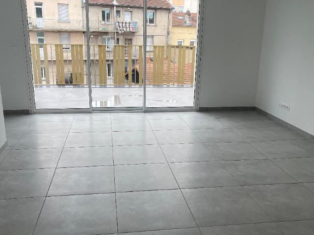 Location Appartement Rue Pasteur, Roche la Molière