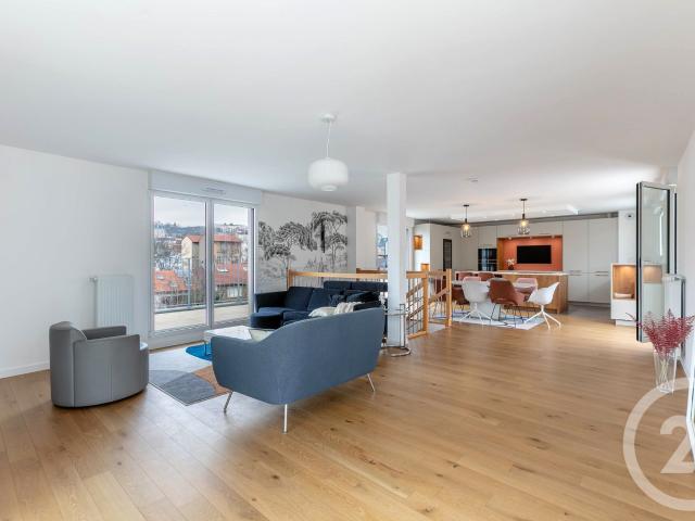 Location Appartement Rue Pasteur, Suresnes