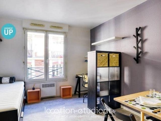 Location Appartement Rue Petit, Paris