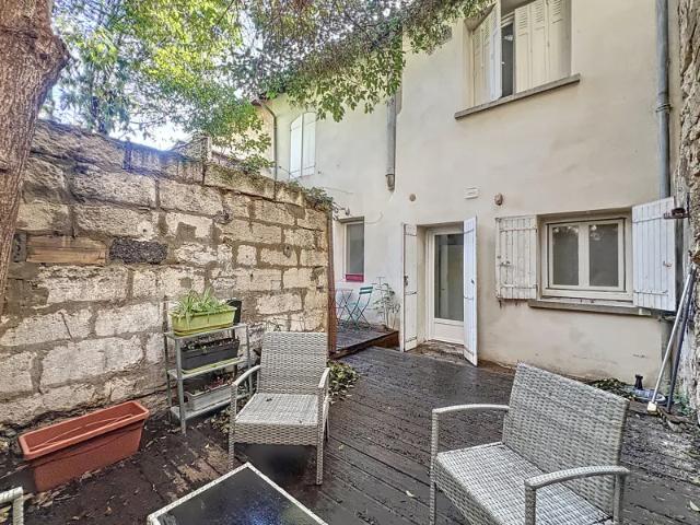 Location Appartement Rue Petite Franche, Avignon