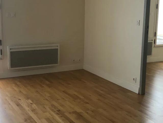 Location Appartement Rue Peyronnet, Bordeaux