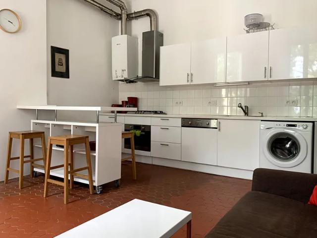 Location Appartement Rue Pellegrin, Aix en Provence