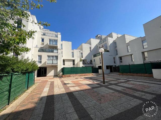 Location Appartement Rue Père André Jarlan, Évry