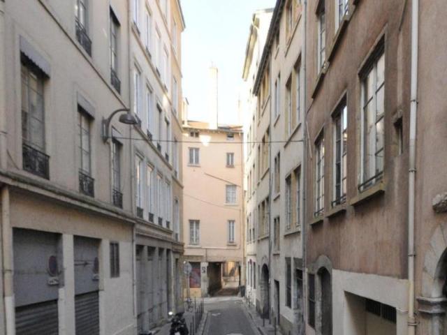 Location Appartement Rue Persoz, Villeurbanne