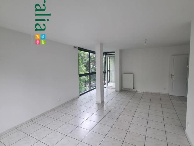 Location Appartement Rue Philippe de Lassalle, Lyon