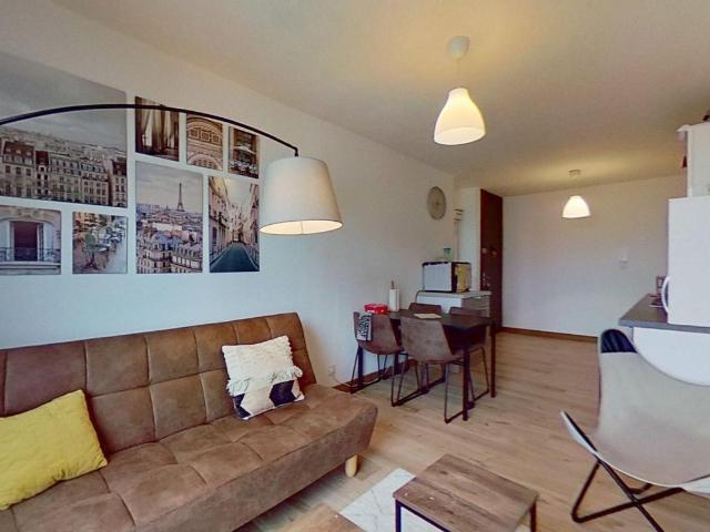 Location Appartement Rue Philippe Fabia, Lyon