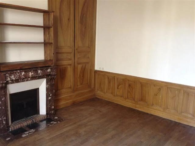 Location Appartement Rue Philippe Lebon, Tours