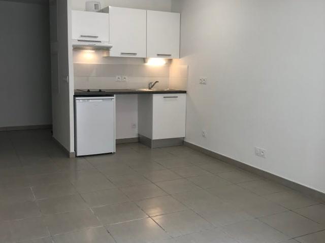 Location Appartement Rue Philippe Noiret, Montpellier