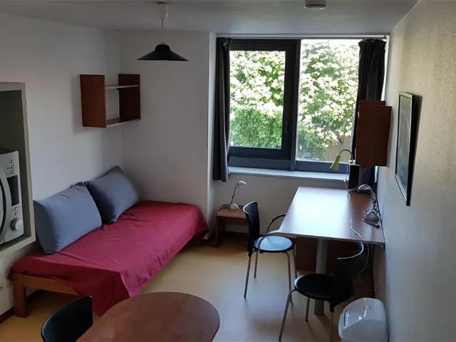 Location Appartement Rue Pierre Barneron, Valence