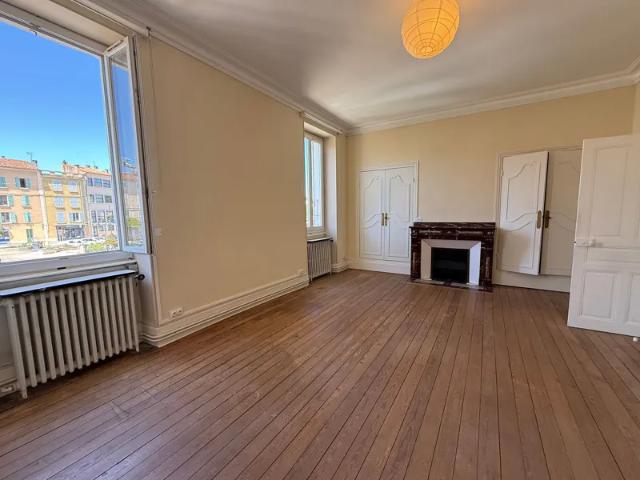 Location Appartement Rue Pierre Borel, Castres