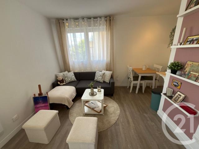 Location Appartement Rue Pierre Corre, Brest