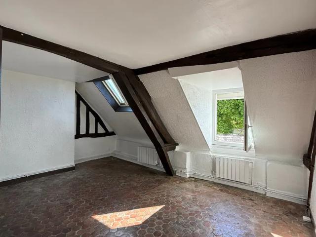 Location Appartement Rue Pierre Crin, Compiègne
