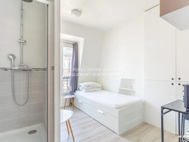 Location Appartement Rue Pierre Demours, Paris