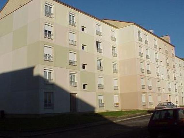 Location Appartement Rue Pierre et Marie Curie, Le Blanc