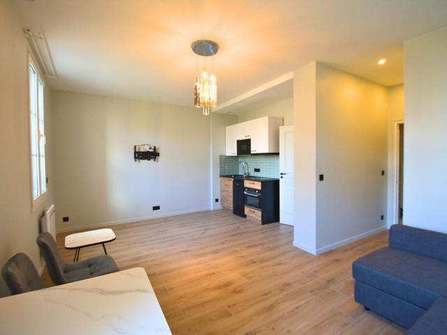 Location Appartement Rue Pierre et Marie Curie, Le Kremlin Bicêtre