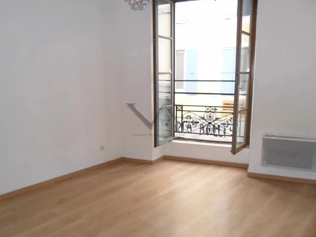 Location Appartement Rue Pierre Julien, Montélimar
