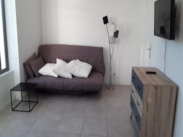 Location Appartement Rue Pierre Joseph Proudhon, Villeurbanne
