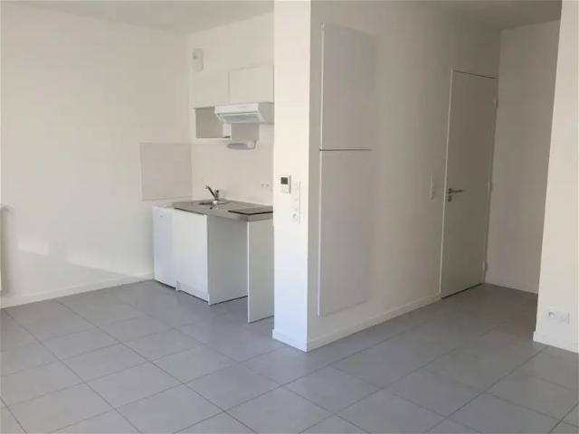 Location Appartement Rue Pierre Landais, Nantes