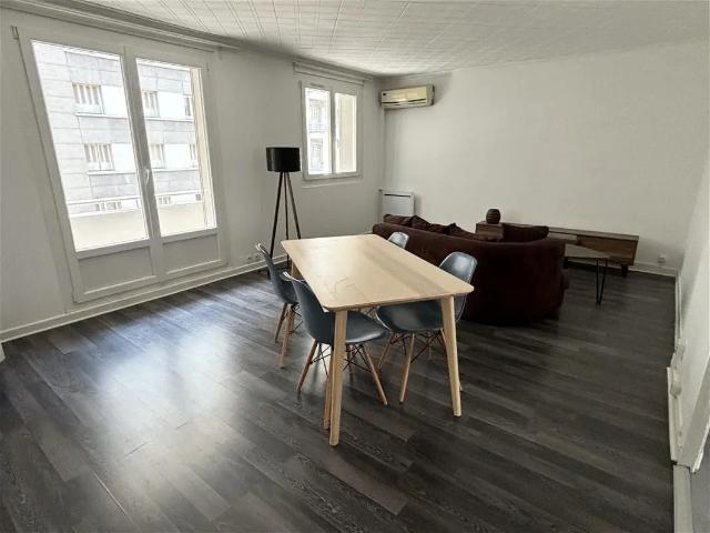 Location Appartement Rue Pierre Ruibet, Grenoble