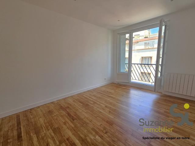 Location Appartement Rue Pierre Termier, Grenoble