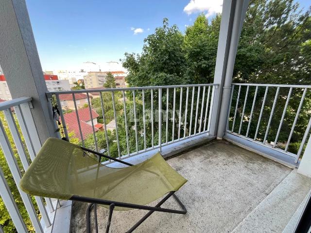 Location Appartement Rue Pierre Travaux, Dijon