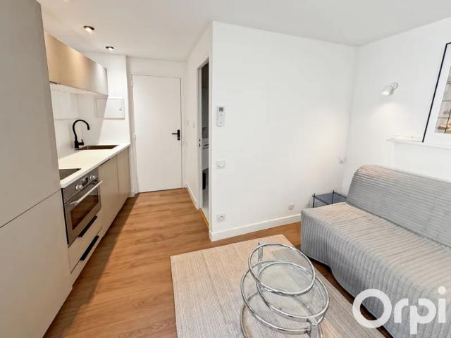 Location Appartement Rue Plan de Grignan, Bollène