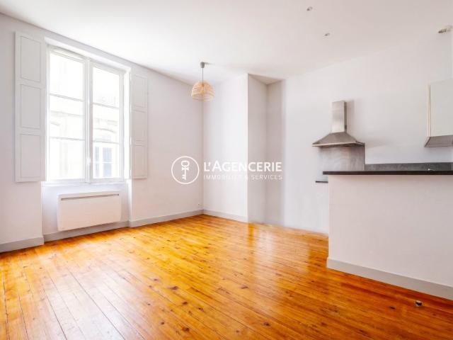Location Appartement Rue Prunier, Bordeaux