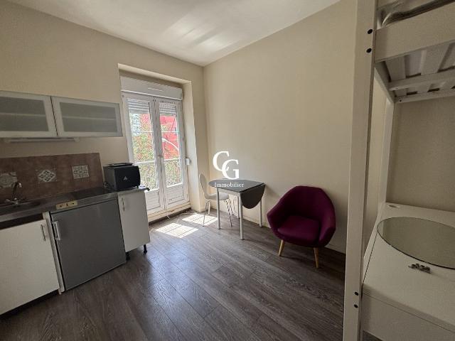Location Appartement Rue Président Desmars, Nantes