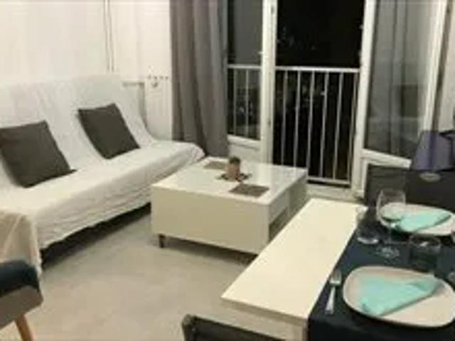 Location Appartement Rue Président Robert Schuman, Toulon