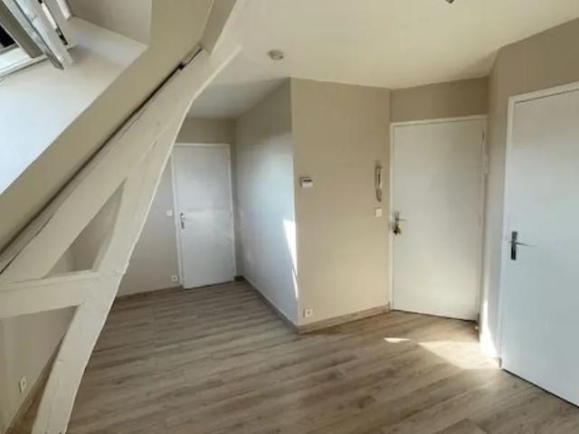 Location Appartement Rue Principale, Chevincourt