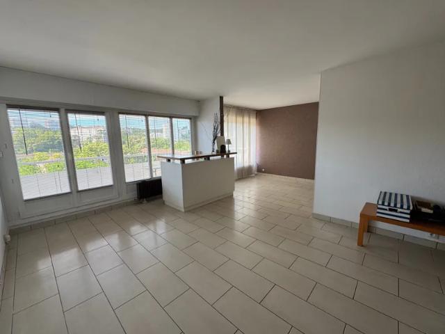 Location Appartement Rue Professeur Patel, Lyon