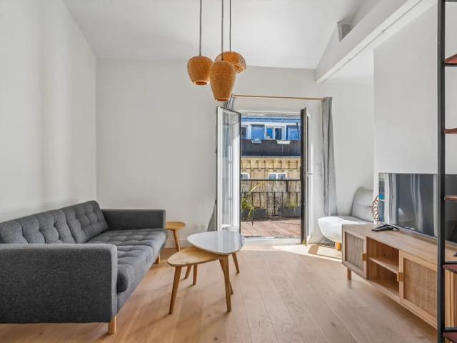 Location Appartement Rue Quincampoix, Paris