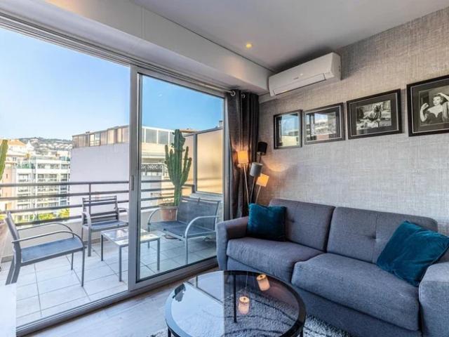 Location Appartement Rue Rouaze, Cannes