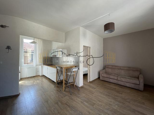 Location Appartement Rue Roumanille, Nîmes