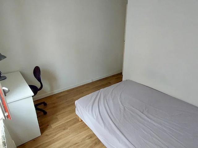 Location Appartement Rue Robert Caumont, Bordeaux
