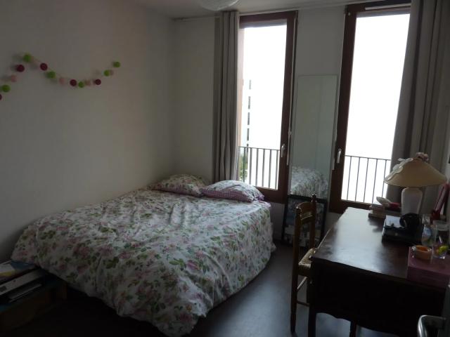 Location Appartement Rue Robert Caumont, Bordeaux
