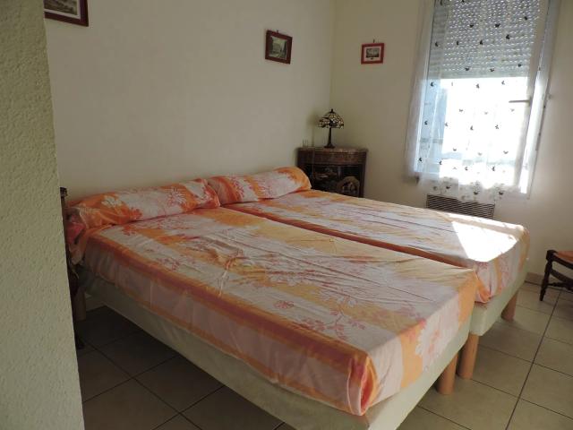 Location Appartement Rue Robert Caumont, Bordeaux