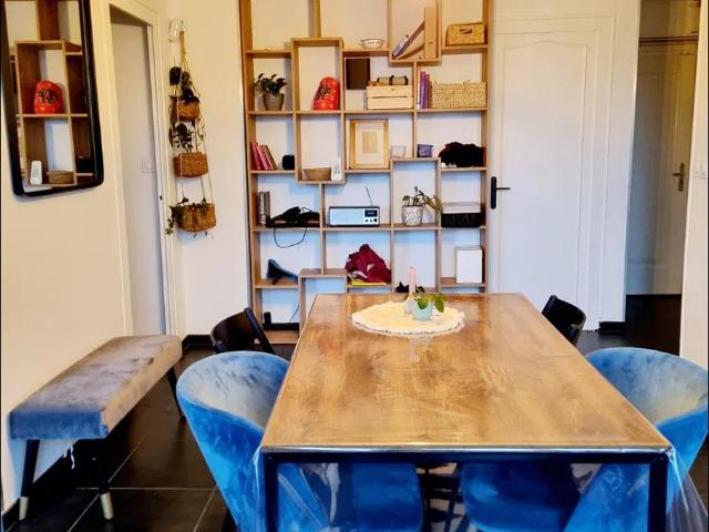 Location Appartement Rue Robert Caumont, Bordeaux