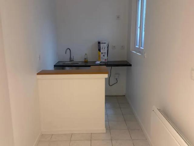 Location Appartement Rue Robert Dupont, Asnières sur Seine