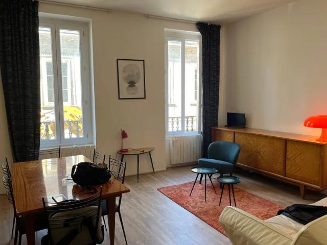 Location Appartement Rue Rode, Bordeaux