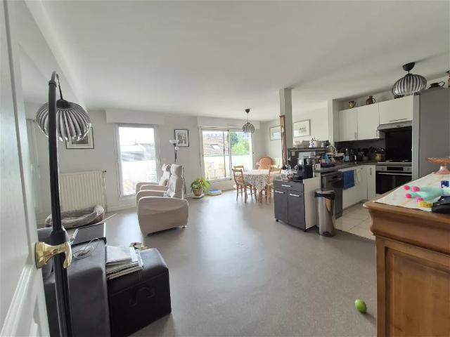 Location Appartement Rue Roger Salengro, Arras