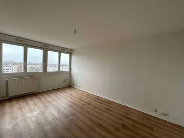 Location Appartement Rue Roger Salengro, Lille