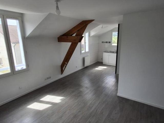Location Appartement Rue Roland Chevallier, Bilieu