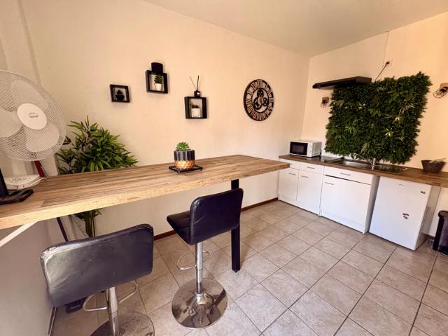 Location Appartement Rue Romain, Narbonne