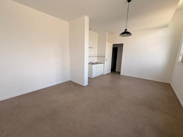 Location Appartement Rue Raymond Gernez, Cambrai