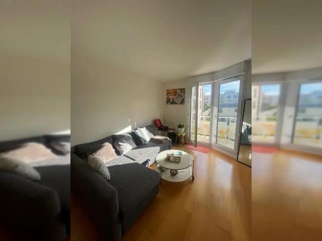 Location Appartement Rue Raymond Losserand, Paris