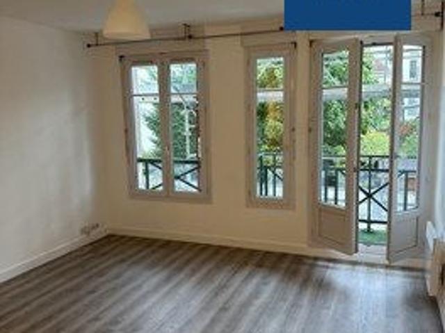 Location Appartement Rue Raymond Patenôtre, Rambouillet